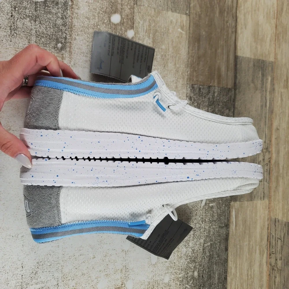 Hey Dude Wally Varsity Jersey Mens Loafer Shoe Sz 9 White Blue Round Toe Slip On